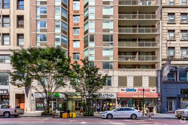 Photo - Crossing 23rd