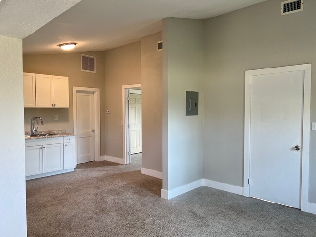 Photo - 4910 Ralls Rd