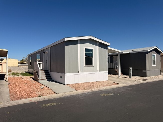 Photo - 3601 E Wyoming Ave