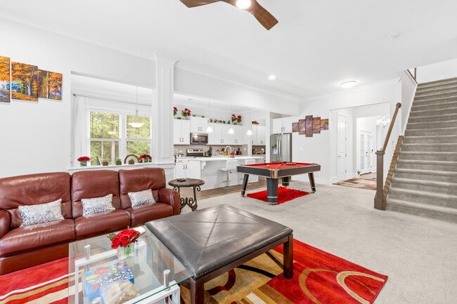 Room in Single Family Home on Grace Ln