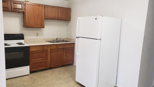 Photo - 1013 W 13th St Unit 1