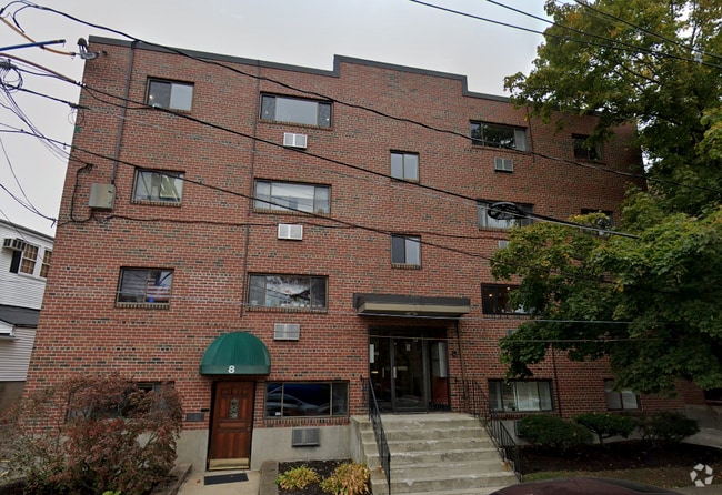 Building Photo - 8 Riverside St Unit 2 Rental