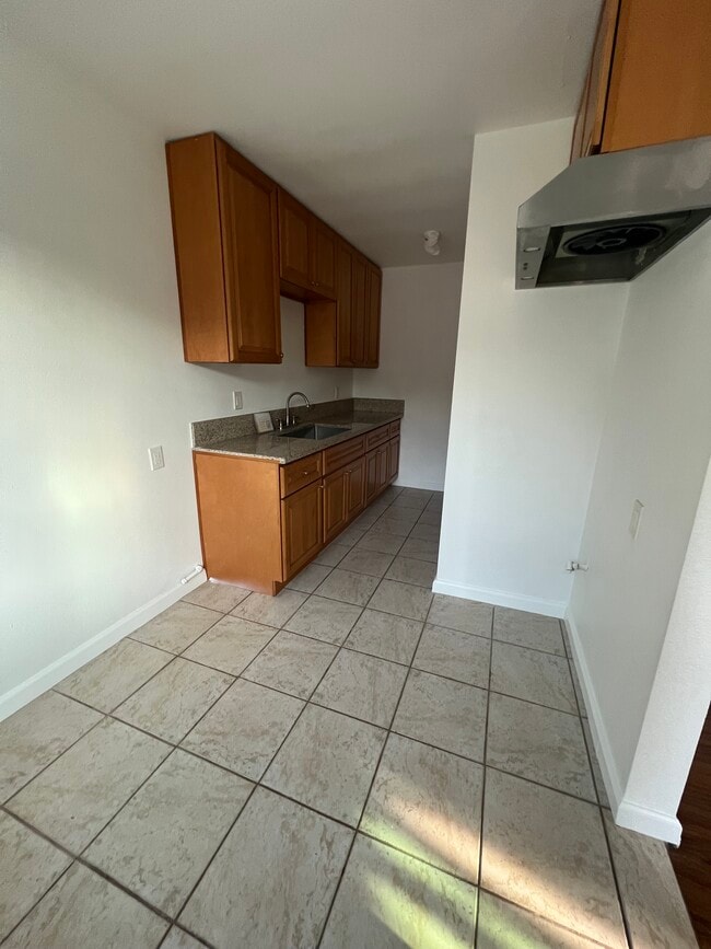 Photo - 463 S Arizona Ave Unidad Great!! East Los Angeles Apartment