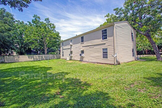 Photo - 157 E Strong St Unidad C