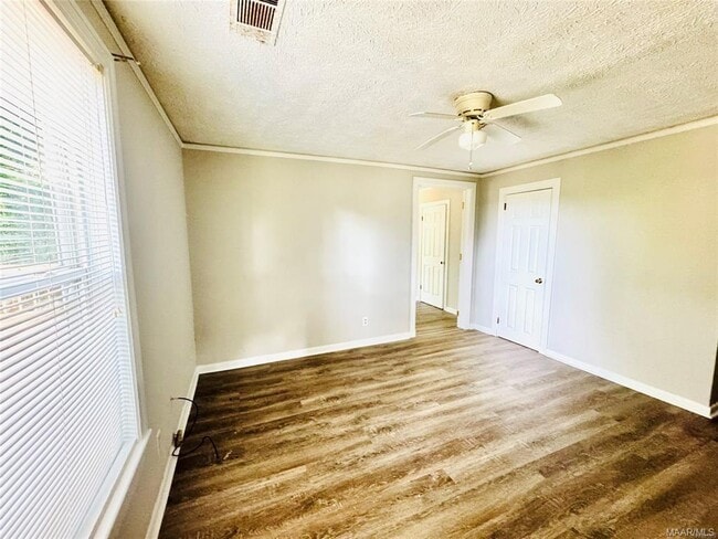 Photo - 5 Brookside Dr