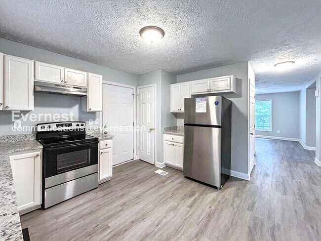 Photo - 1444 Rome Dr NW