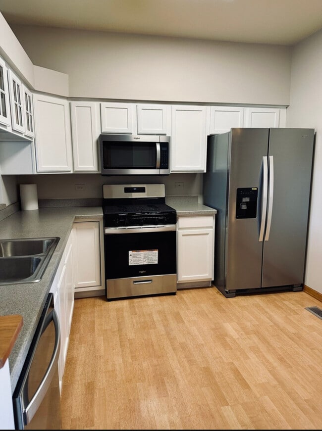 Photo - 709 Blossom Ct