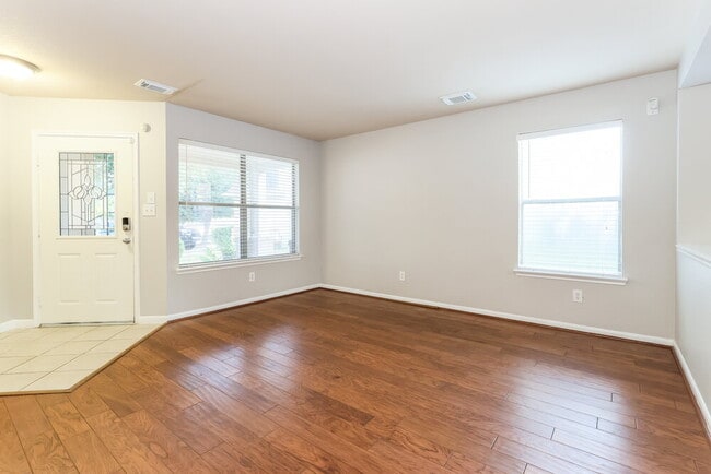 Photo - 6403 Misty Brook Bend Ct