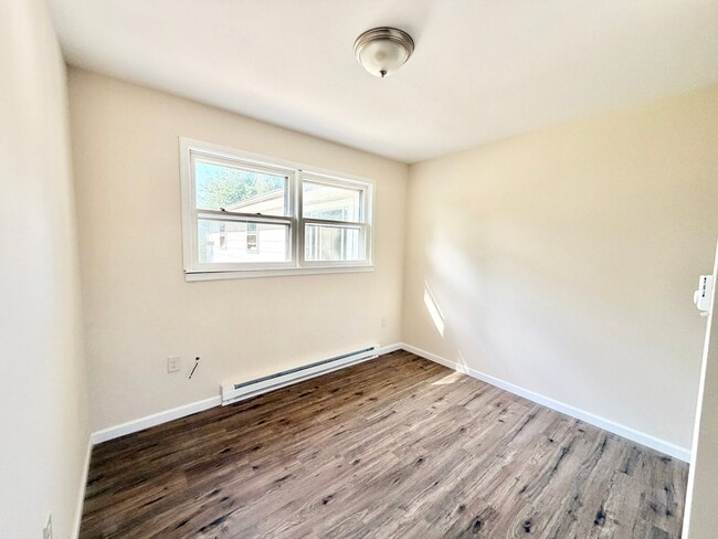 Photo - 123 Jericho Rd Unit 1L