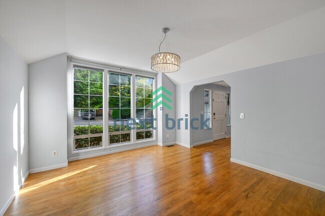 Photo - "Spacious 4-Bedroom Retreat with 2.5 Baths in Charming Sammamish Setting"