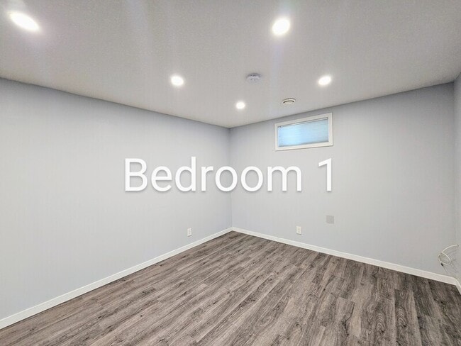 Photo - 13419-13124 124 Ave NW Unit Lower