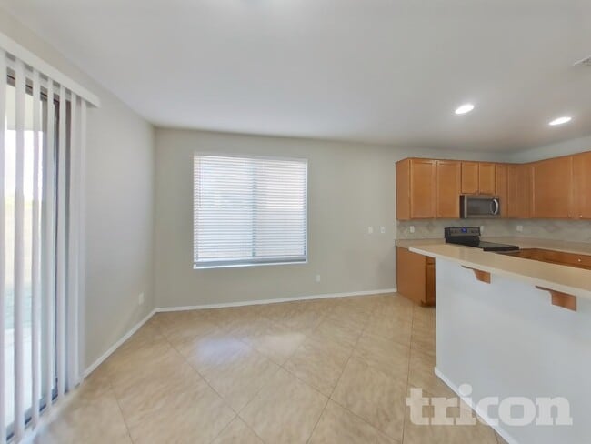 Photo - 6624 S 45th Glen