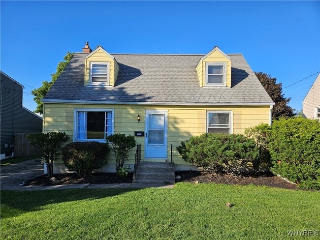 Photo - 1292 Cleveland Dr House