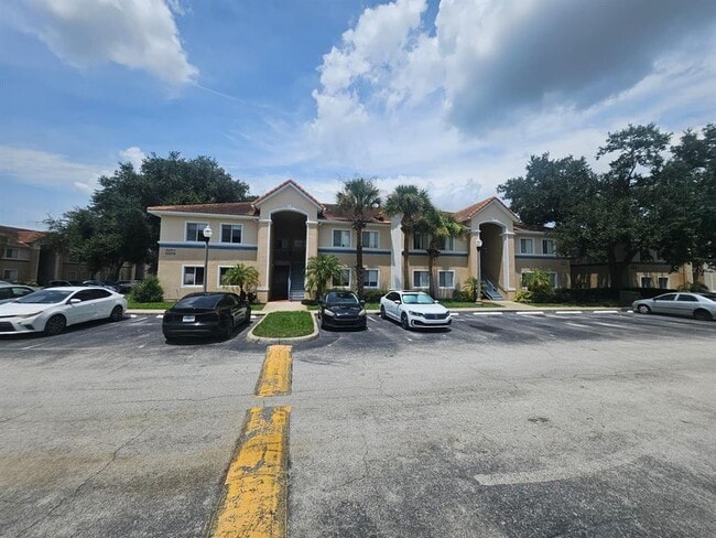 Building Photo - 13216 Villa Vista Dr Unit 201