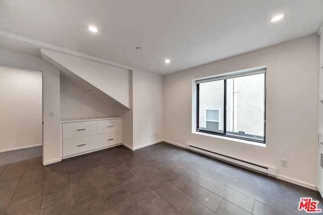 Photo - 1824 Redondo Blvd