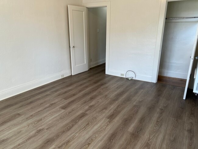 Photo - 1205 College Ave Unit 1205