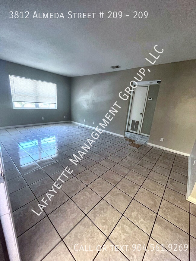 Photo - 3812 Almeda St Unit 209