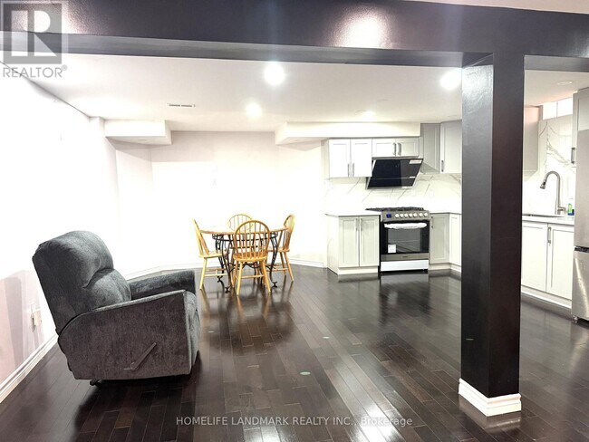 Photo - 3 Caprara Crescent