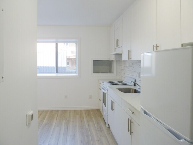 Building Photo - 630 Cummings Ave Unit 106