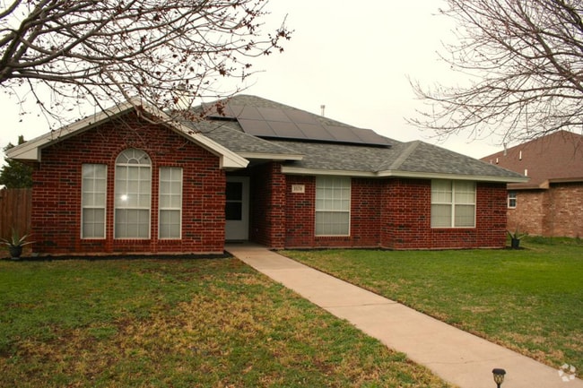 Building Photo - 3570 Grandview Dr Rental