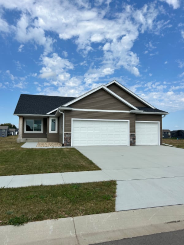 Building Photo - 2010 Douglas Trail