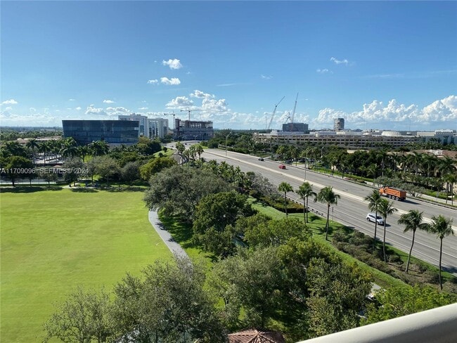 Photo - 3300 NE 191st St Unit 906