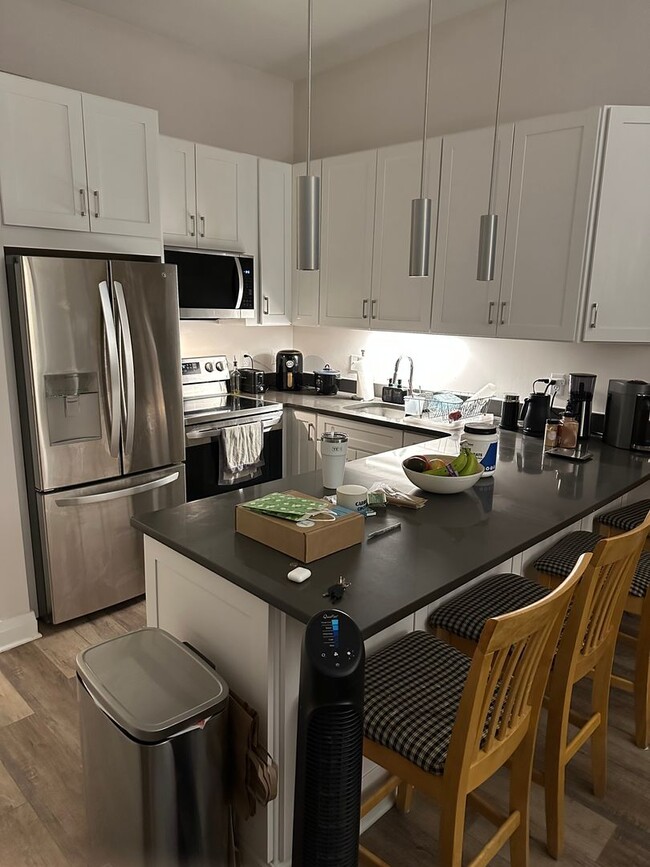 Welcome to Urban Elegance in the Heart of ... - Welcome to Urban Elegance in the Heart of ... Apartment Unit 217