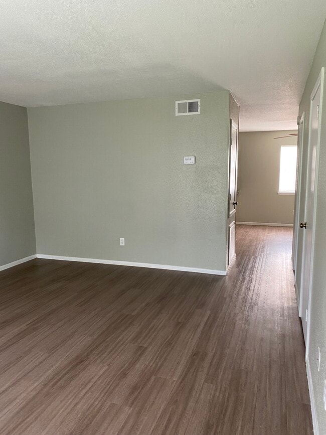 Living - 1500 Elm Ave Townhome
