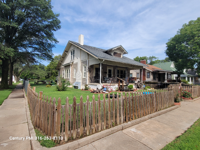 Photo - 751 S Pattie St Townhome