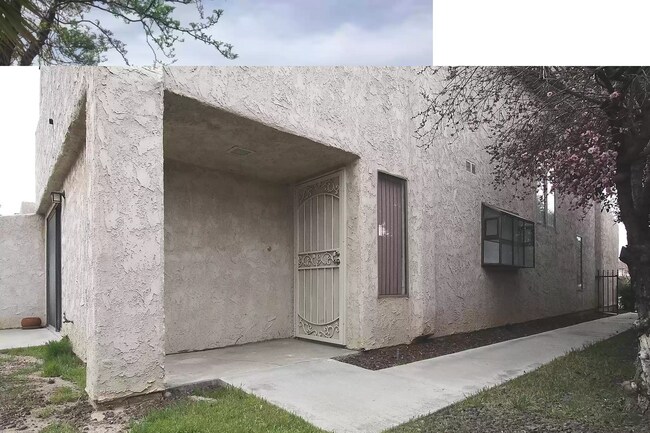 Photo - 424 W Avenue J5
