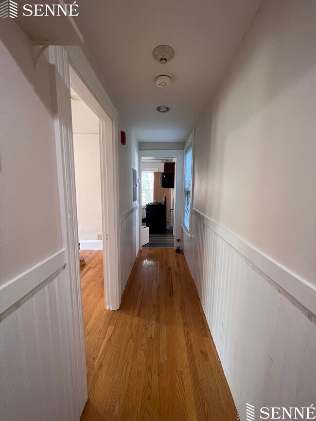 Photo - 53 Market St Apartments Unit 3