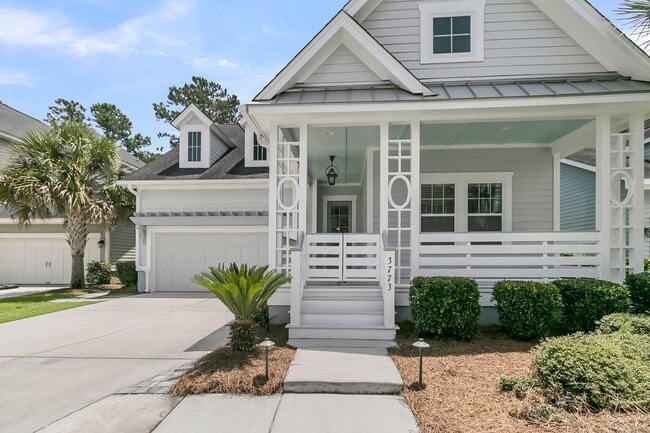 Newly Refreshed Single Story Home in Carol... - Newly Refreshed Single Story Home in Carol...