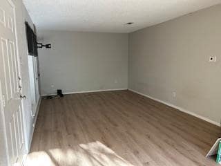 Photo - 7711 Meadowview Ln