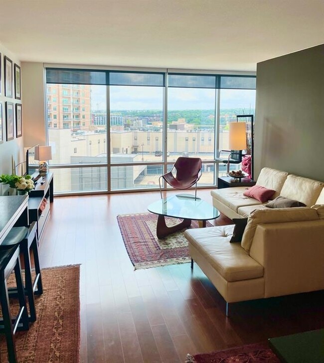 Building Photo - 300 Bowie St Unit 904 Rental
