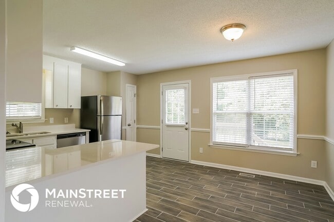 Photo - 110 Impressive Ln