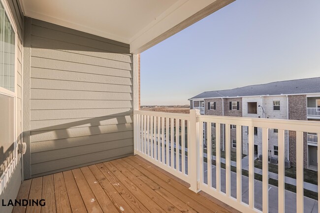 Photo - 1650 Harris Hill Rd Unidad 05-5304