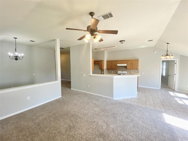 Photo - 16802 Gravesend Rd