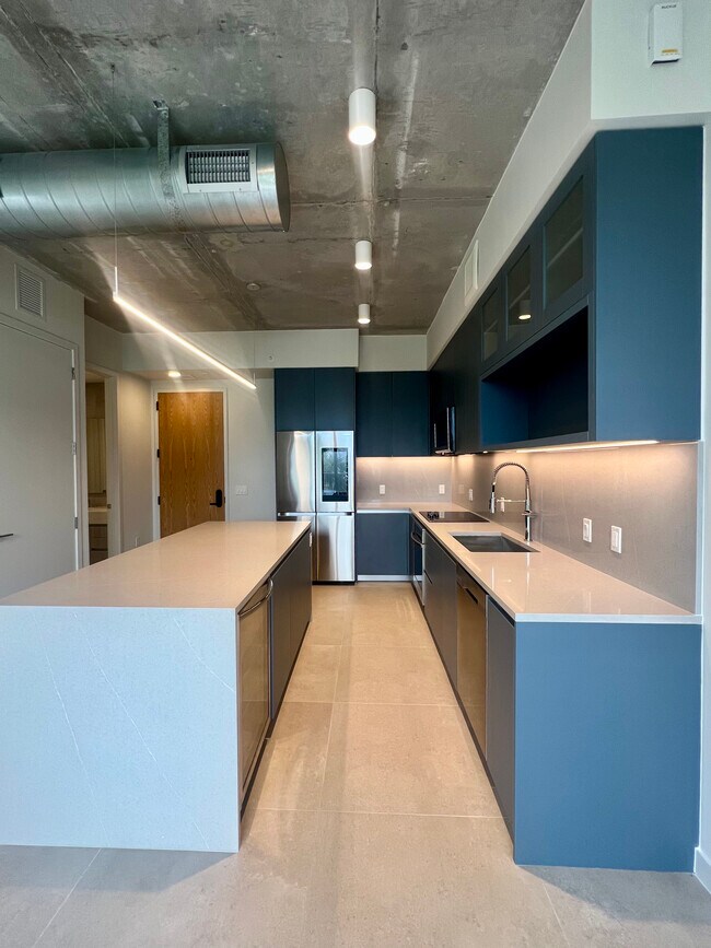 Photo - 102 NW 30th St Unidad A4