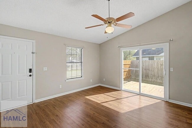 Photo - 1384 Forest Lake Dr