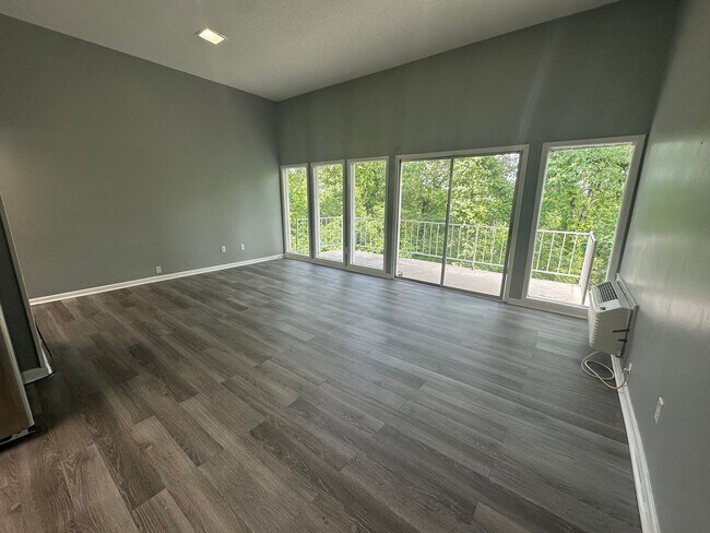 Photo - 4232 Aquarius Dr Unidad APT 136