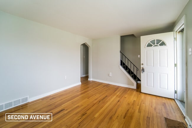 Photo - 128 Bellwood Dr