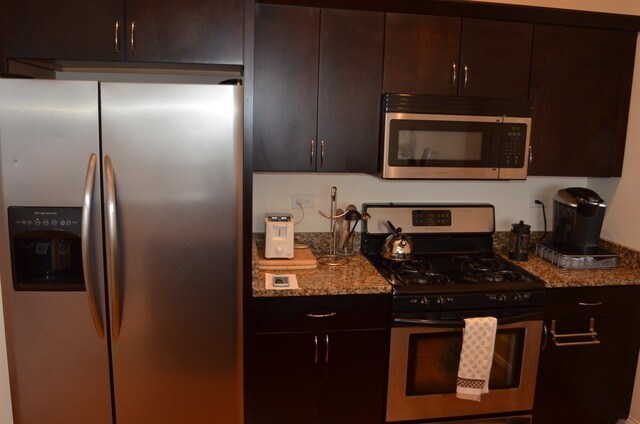 Photo - Lakeview! Furnished Penthouse 2 bedroom with private balcony Unit 404