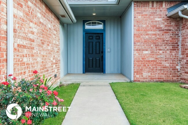 Photo - 509 NW 174th St