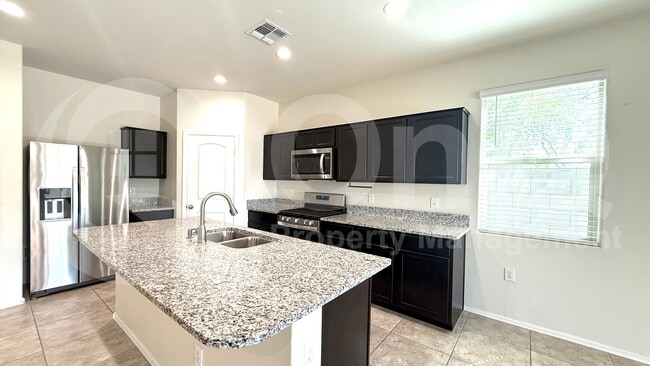 Photo - 30827 W Flower St