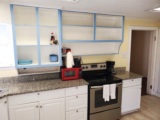 Photo - 2116 Grover Ave