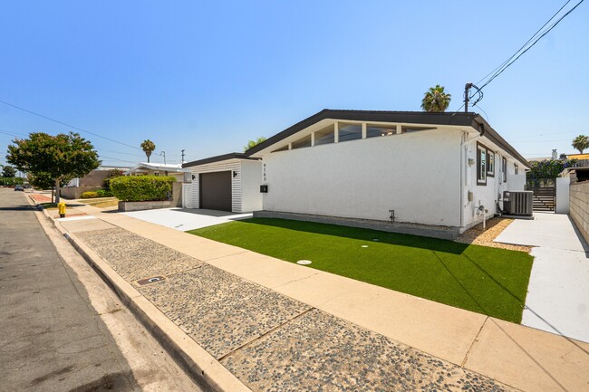 Building Photo - 9163 Fermi Ave Unit Fermi Rental