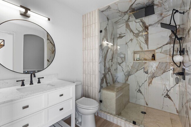 Photo - Spacious 3-Bedroom Townhome Across from Pearlridge – Available April 5