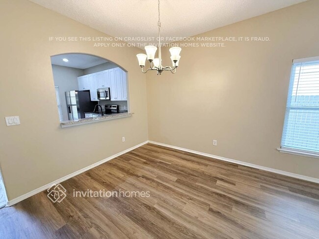 Photo - 1710 Mandavilla Dr