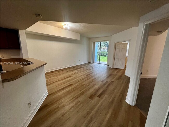 Photo - 771 SW 148th Ave Unit 1305