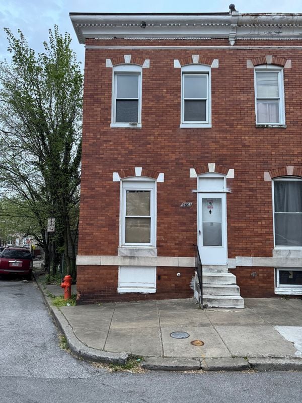 Photo - 2601 W FAIRMOUNT AVE